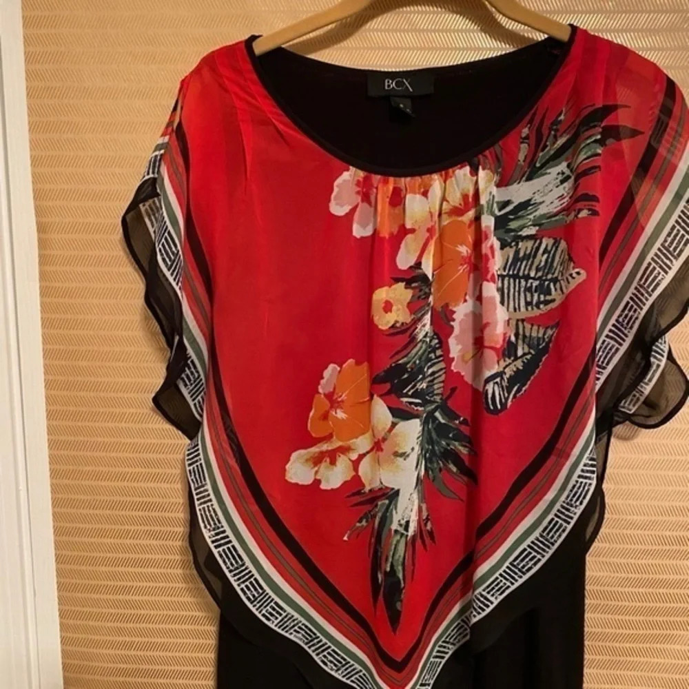 BCX~RED FLORAL BLOUSE~FLUTTER SLEEVES~S~NICE~